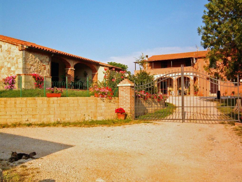 Agriturismo Marruchetone Vecchio Manciano Eksteriør bilde